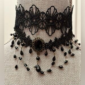 Elegant Black Lace Choker Necklace